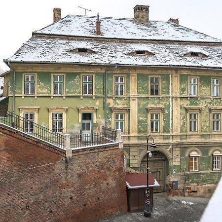 Apartment Bridge Queen Сибиу Экстерьер фото